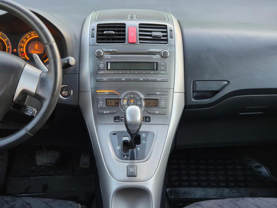 Toyota Auris I Екатеринбург  - изображение 10