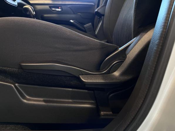 Suzuki Ertiga II Рестайлинг с пробегом 2022 года, цена 1 850 000 рублей, 150193 км, компактвэн, Автокод Объявления