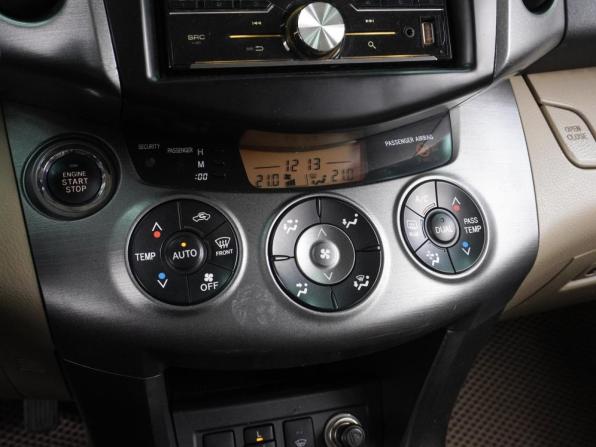 Toyota RAV4 III (XA30) Рестайлинг с пробегом 2011 года, цена 1 499 000 рублей, 167444 км, внедорожник, Автокод Объявления