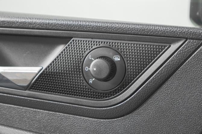 Skoda Rapid I Рестайлинг с пробегом 2019 года, цена 1 149 000 рублей, 129000 км, лифтбек, Автокод Объявления