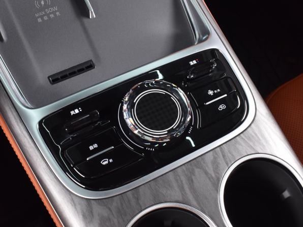 Geely Galaxy M7 с пробегом 2026 года, цена 3 900 995 рублей, 20 км, внедорожник, Автокод Объявления
