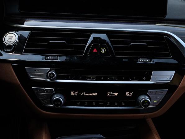 BMW 5 серии VII (G30/G31/G38) Рестайлинг с пробегом 2020 года, цена 2 995 000 рублей, 182054 км, седан, Автокод Объявления