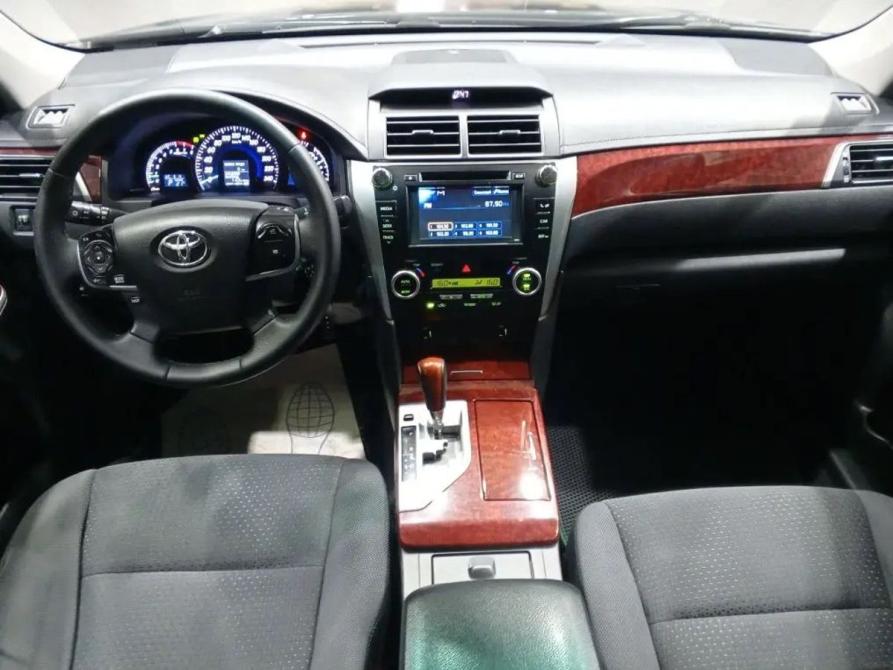 Toyota Camry VII (XV50) Оренбург  - изображение 15