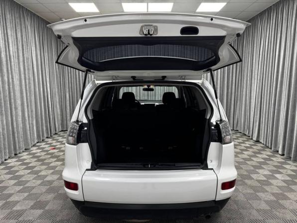 Mitsubishi Outlander II Рестайлинг с пробегом 2011 года, цена 1 250 000 рублей, 263114 км, внедорожник, Автокод Объявления