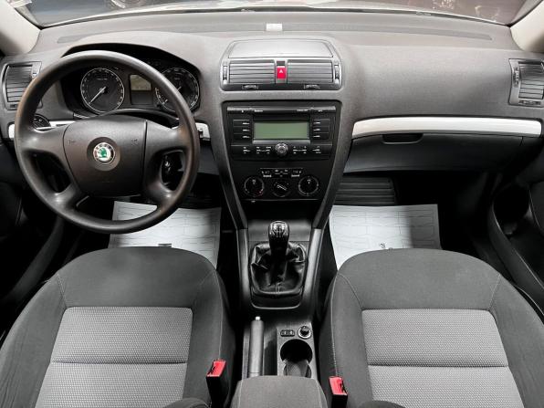 Skoda Octavia II (A5) с пробегом 2008 года, цена 850 000 рублей, 107343 км, лифтбек, Автокод Объявления