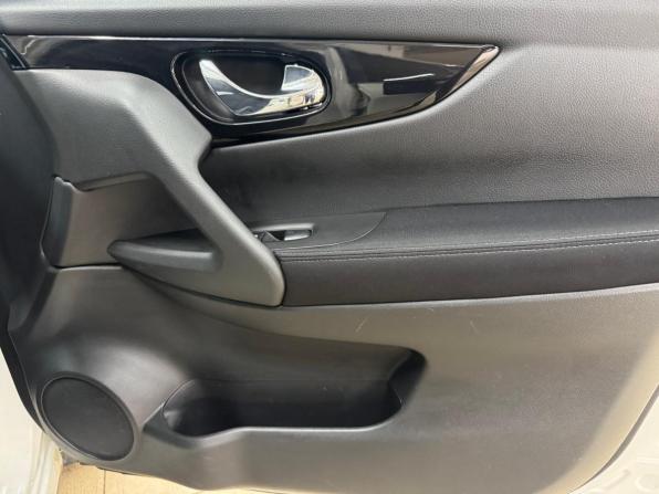 Nissan Qashqai II с пробегом 2018 года, цена 1 748 000 рублей, 120463 км, внедорожник, Автокод Объявления
