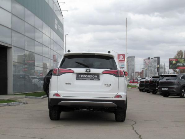Toyota RAV4 IV (XA40) Рестайлинг с пробегом 2017 года, цена 1 790 000 рублей, 224055 км, внедорожник, Автокод Объявления