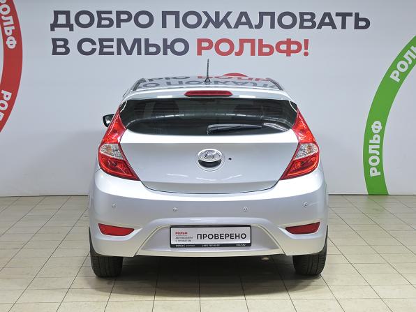 Hyundai Solaris I с пробегом 2012 года, цена 730 000 рублей, 302000 км, хэтчбек, Автокод Объявления
