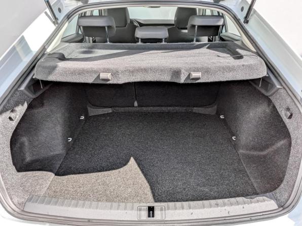 Skoda Octavia IV (A8) с пробегом 2021 года, цена 2 360 000 рублей, 53274 км, лифтбек, Автокод Объявления