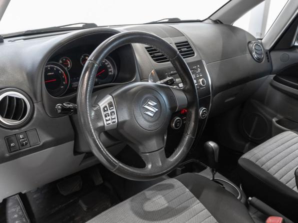 Suzuki SX4 I (Classic) Рестайлинг с пробегом 2011 года, цена 880 000 рублей, 238835 км, хэтчбек, Автокод Объявления
