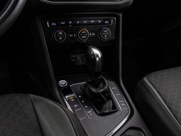 Volkswagen Tiguan II с пробегом 2020 года, цена 2 249 000 рублей, 112205 км, внедорожник, Автокод Объявления