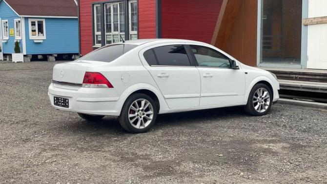 Opel Astra H Рестайлинг с пробегом 2011 года, цена 475 000 рублей, 251469 км, седан, Автокод Объявления