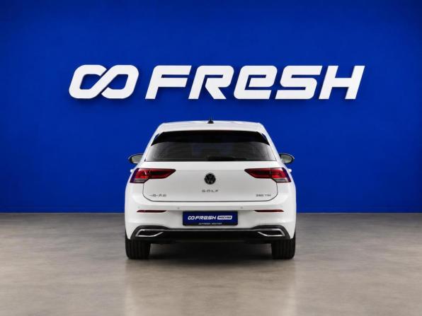 Volkswagen Golf VIII с пробегом 2022 года, цена 2 974 444 рубля, 42612 км, хэтчбек, Автокод Объявления