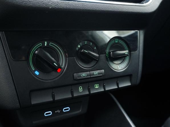 Skoda Rapid II с пробегом 2021 года, цена 1 179 000 рублей, 120085 км, лифтбек, Автокод Объявления