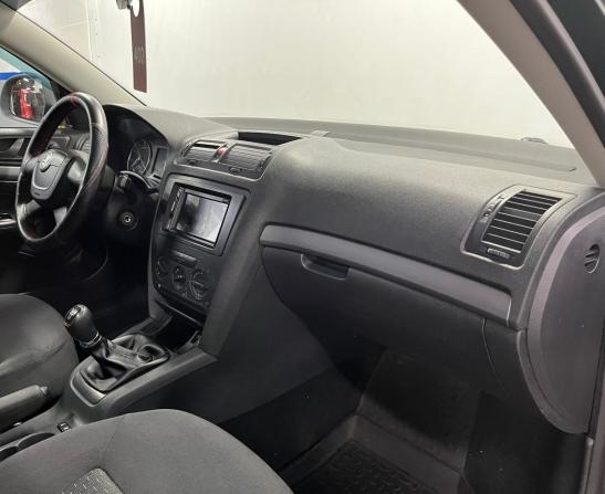 Skoda Octavia I (A4) Рестайлинг с пробегом 2010 года, цена 430 000 рублей, 270098 км, лифтбек, Автокод Объявления