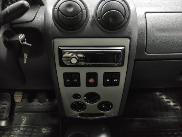 Renault Logan I с пробегом 2008 года, цена 375 000 рублей, 367305 км, седан, Автокод Объявления