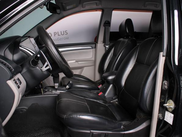 Mitsubishi Pajero Sport II Рестайлинг с пробегом 2015 года, цена 2 250 000 рублей, 195286 км, внедорожник, Автокод Объявления