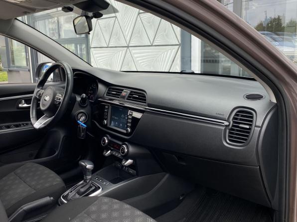 Kia Rio IV с пробегом 2019 года, цена 1 649 000 рублей, 41539 км, хэтчбек, Автокод Объявления