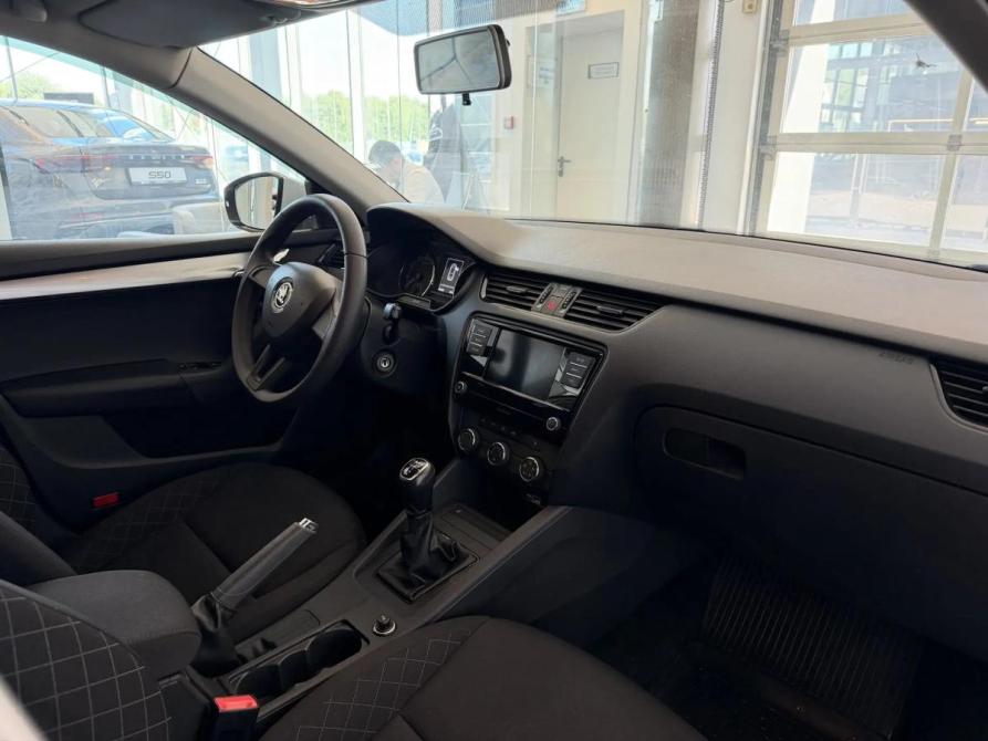 Skoda Octavia III (A7) Рестайлинг Подольск  - изображение 8