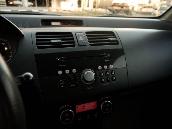 Suzuki Swift III с пробегом 2008 года, цена 498 000 рублей, 126539 км, хэтчбек, Автокод Объявления