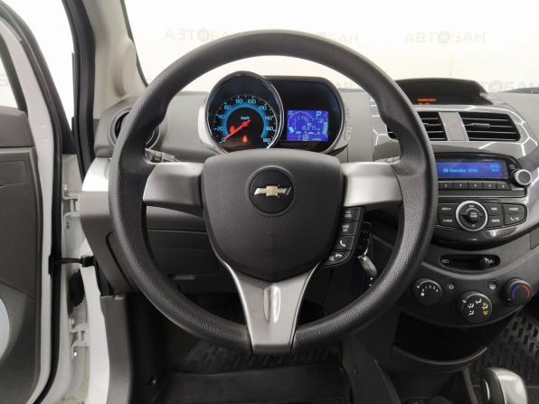 Chevrolet Spark III (M300) Рестайлинг с пробегом 2022 года, цена 1 111 000 рублей, 16000 км, хэтчбек, Автокод Объявления
