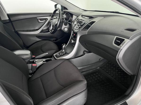 Hyundai Elantra V (MD) Рестайлинг с пробегом 2015 года, цена 1 300 000 рублей, 167262 км, седан, Автокод Объявления