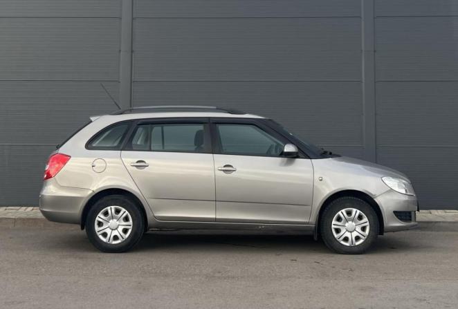 Skoda Fabia II Рестайлинг с пробегом 2011 года, цена 500 000 рублей, 183330 км, универсал, Автокод Объявления