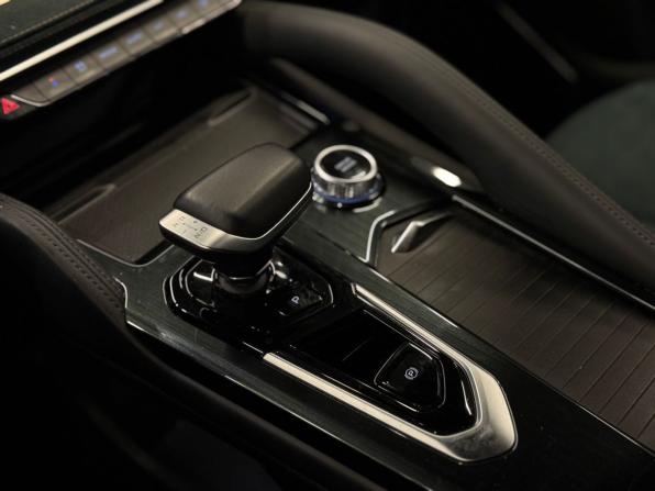 Geely Monjaro I с пробегом 2023 года, цена 3 549 000 рублей, 30122 км, внедорожник, Автокод Объявления