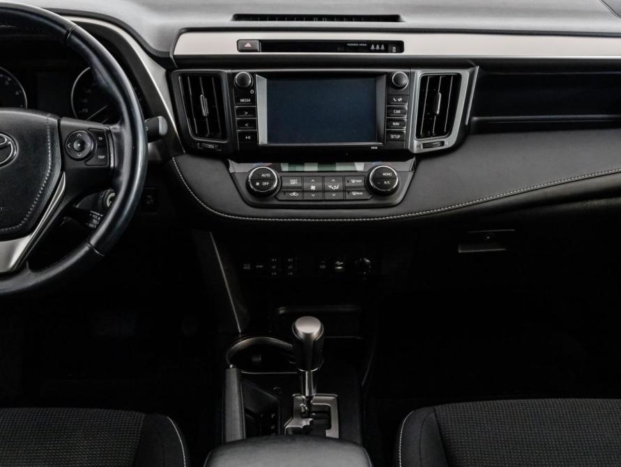 Toyota RAV4 IV (XA40) Рестайлинг Санкт-Петербург  - изображение 11