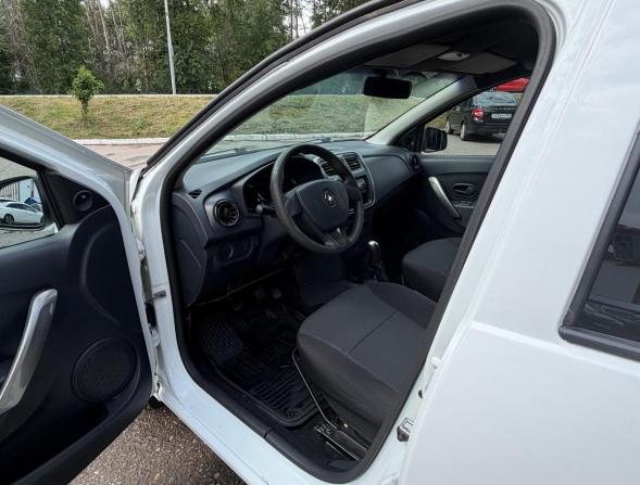 Renault Logan II с пробегом 2014 года, цена 599 000 рублей, 155000 км, седан, Автокод Объявления