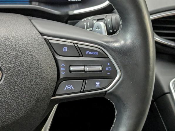 Hyundai Santa Fe IV Рестайлинг с пробегом 2022 года, цена 4 400 000 рублей, 41762 км, внедорожник, Автокод Объявления