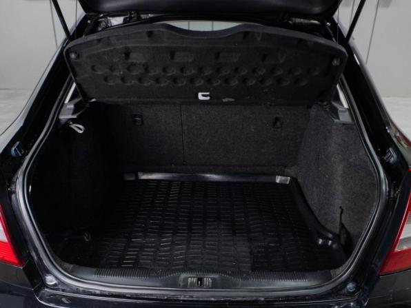 Skoda Octavia II (A5) Рестайлинг с пробегом 2012 года, цена 990 000 рублей, 210221 км, лифтбек, Автокод Объявления