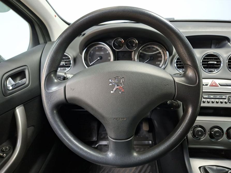 Peugeot 308 I Москва  - изображение 15