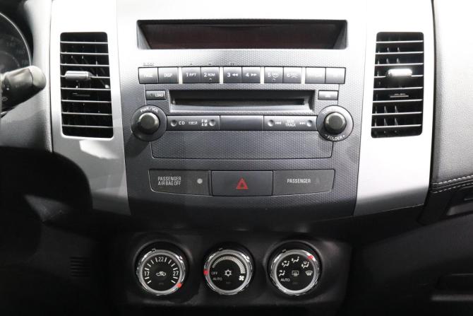 Mitsubishi Outlander II Рестайлинг с пробегом 2011 года, цена 1 040 000 рублей, 190821 км, внедорожник, Автокод Объявления