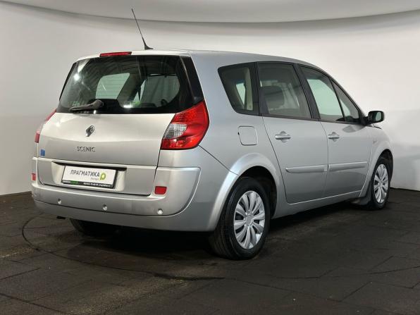 Renault Scenic II Рестайлинг с пробегом 2008 года, цена 639 900 рублей, 175007 км, компактвэн, Автокод Объявления