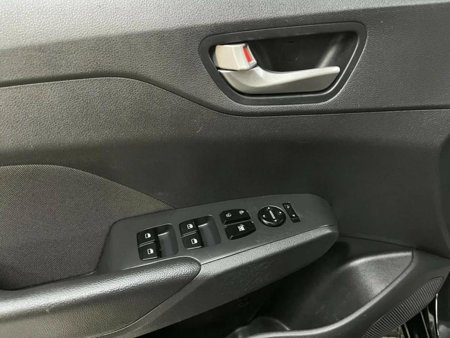 Hyundai Solaris II Набережные Челны  - изображение 6