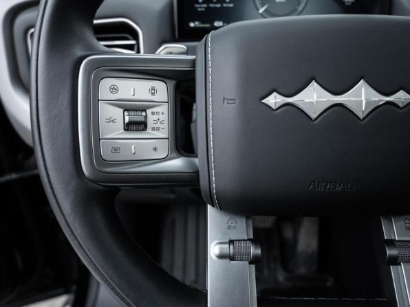 BYD FangChengBao Titanium 3 с пробегом 2025 года, цена 5 565 000 рублей, 15939 км, внедорожник, Автокод Объявления