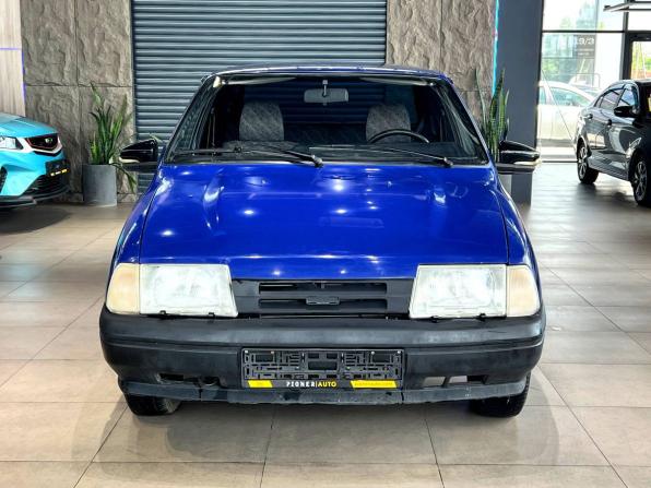 Иж 2126 «Ода» с пробегом 2002 года, цена 125 000 рублей, 26271 км, хэтчбек, Автокод Объявления