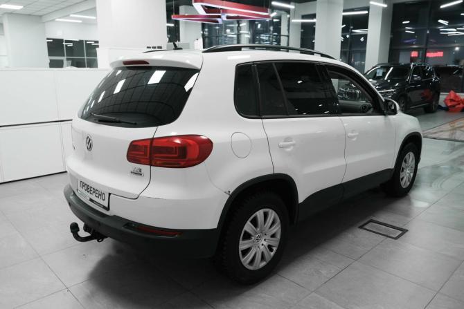 Volkswagen Tiguan I Рестайлинг с пробегом 2016 года, цена 1 130 000 рублей, 251419 км, внедорожник, Автокод Объявления