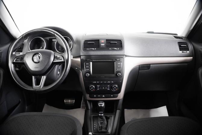 Skoda Yeti I Рестайлинг с пробегом 2014 года, цена 1 399 000 рублей, 146000 км, внедорожник, Автокод Объявления