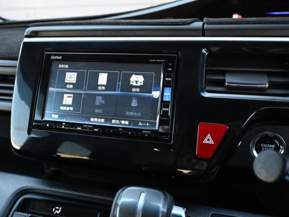 Honda Stepwgn V Рестайлинг с пробегом 2019 года, цена 2 219 000 рублей, 117547 км, минивэн, Автокод Объявления