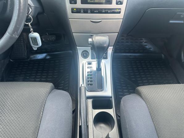 Toyota Corolla IX (E120 E130) Рестайлинг с пробегом 2005 года, цена 650 000 рублей, 251436 км, седан, Автокод Объявления