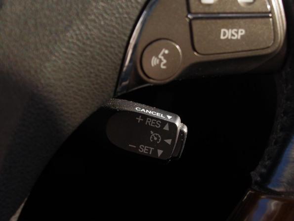 Lexus ES V Рестайлинг с пробегом 2011 года, цена 999 999 рублей, 268765 км, седан, Автокод Объявления