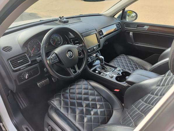 Volkswagen Touareg II Рестайлинг с пробегом 2017 года, цена 3 790 000 рублей, 115279 км, внедорожник, Автокод Объявления