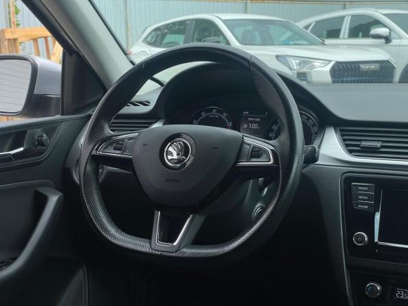 Skoda Rapid I Рестайлинг с пробегом 2019 года, цена 1 490 000 рублей, 79700 км, лифтбек, Автокод Объявления
