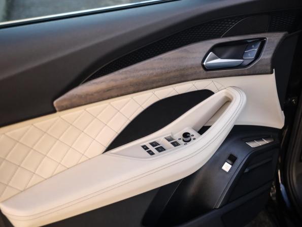Audi Q6 с пробегом 2023 года, цена 6 299 777 рублей, 54419 км, внедорожник, Автокод Объявления