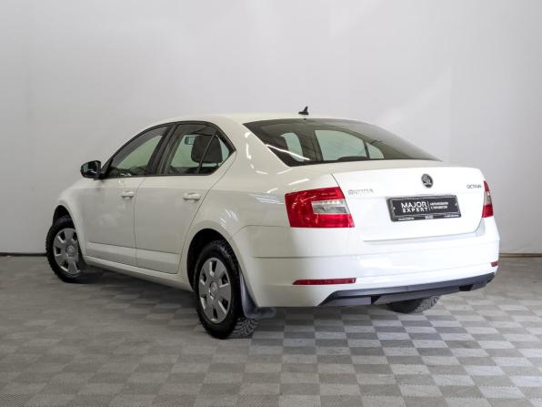 Skoda Octavia III (A7) Рестайлинг с пробегом 2020 года, цена 1 620 000 рублей, 116469 км, лифтбек, Автокод Объявления