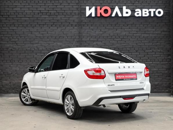 Lada (ВАЗ) Granta I Рестайлинг с пробегом 2023 года, цена 1 200 000 рублей, 27084 км, лифтбек, Автокод Объявления