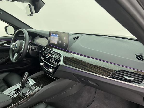BMW 5 серии VII (G30/G31/G38) Рестайлинг с пробегом 2023 года, цена 6 950 000 рублей, 89089 км, седан, Автокод Объявления