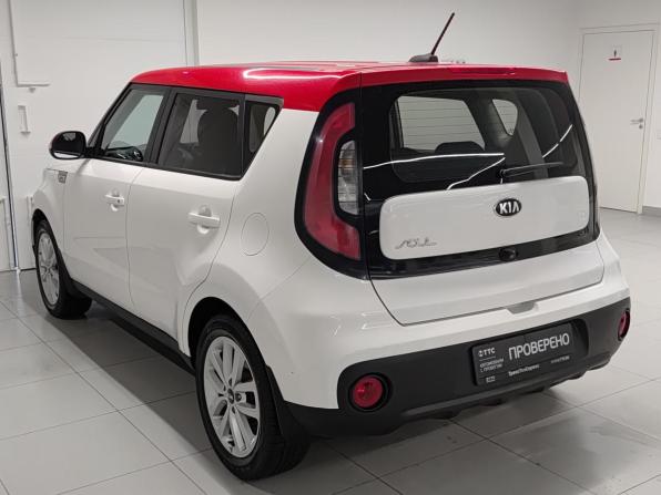 Kia Soul II Рестайлинг с пробегом 2018 года, цена 1 785 000 рублей, 84370 км, хэтчбек, Автокод Объявления
